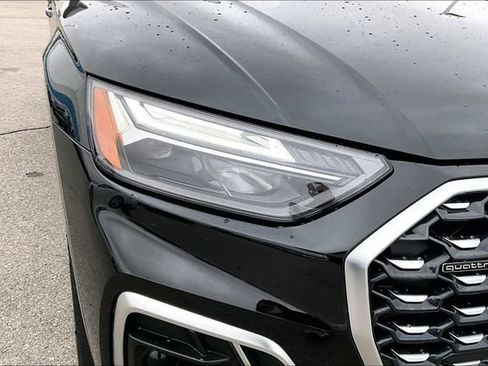Used 2023 Audi Q5 2.0T Premium Plus w/ Premium Plus Package AWD/4WD image 31