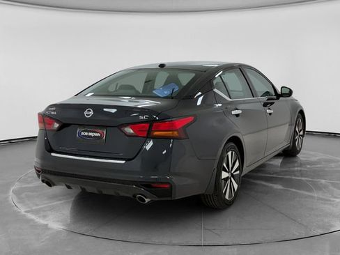 Used 2021 Nissan Altima 2.5 SL FWD image 3