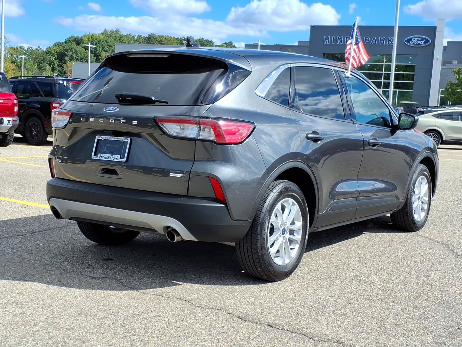 Used 2020 Ford Escape SE AWD/4WD image 7