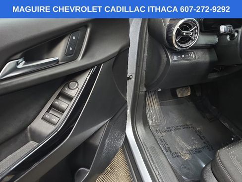 Used 2026 Chevrolet Equinox LT AWD/4WD image 27
