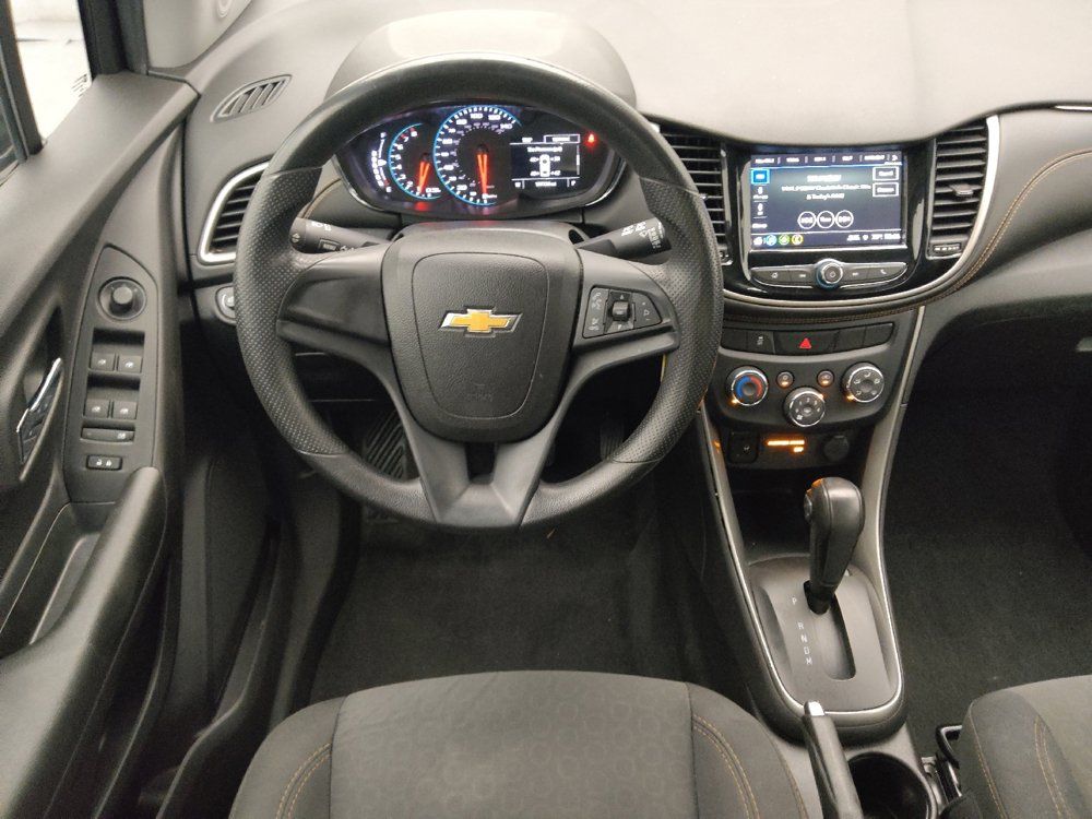 Used 2018 Chevrolet Trax LS AWD/4WD image 22