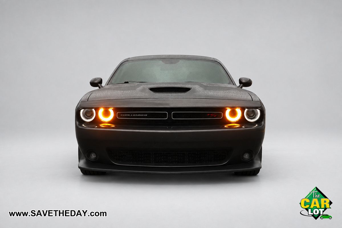 Used 2022 Dodge Challenger R/T RWD image 11