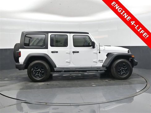 Used 2020 Jeep Wrangler Unlimited Sport S image 2