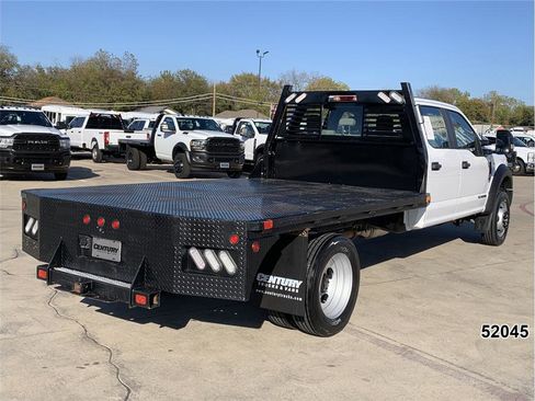 Used 2022 Ford F550 4x4 Crew Cab Super Duty w/ Power Equipment Group image 2