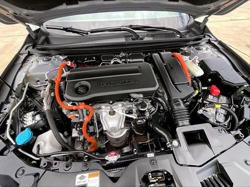 Used 2024 Honda Accord Sport image 32