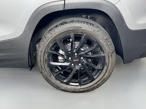 Used 2024 GMC Terrain SLE w/ Driver Convenience Package AWD/4WD image 7