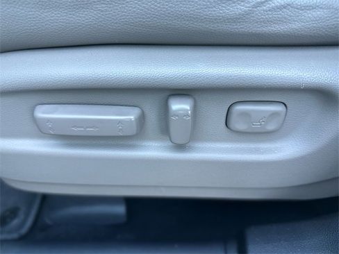 Used 2018 Honda Ridgeline RTL-E image 13