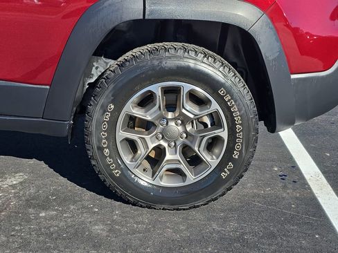 Used 2020 Jeep Cherokee Trailhawk w/ Trailer Tow Group image 36