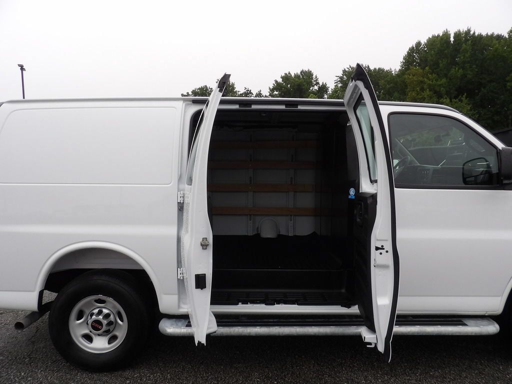 Used 2025 GMC Savana 2500 w/ Driver Convenience Package RWD image 25