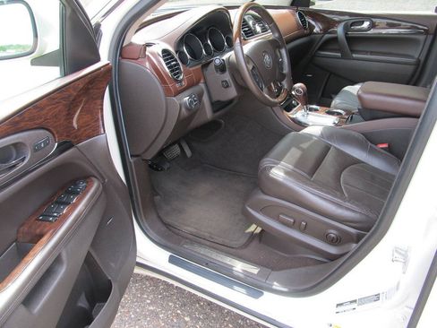 Used 2014 Buick Enclave Premium w/ Trailering Provision Package FWD image 3