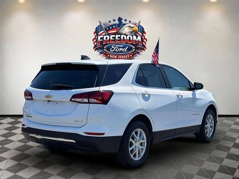 Used 2023 Chevrolet Equinox LT AWD/4WD image 5