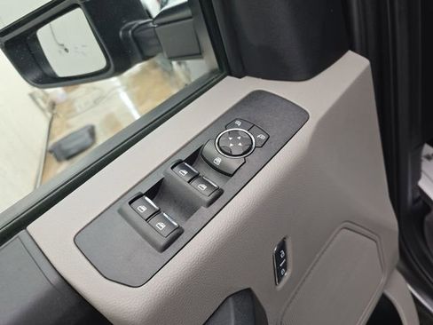 Used 2020 Ford F250 XL w/ STX Appearance Package image 11