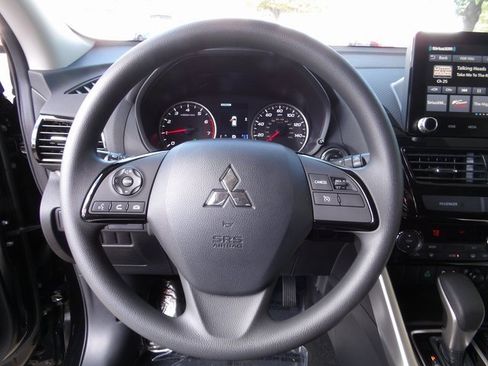 New 2024 Mitsubishi Eclipse Cross LE image 26