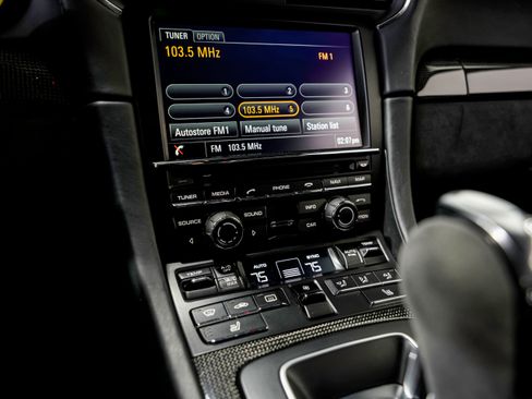 Used 2015 Porsche 911 Carrera GTS image 14