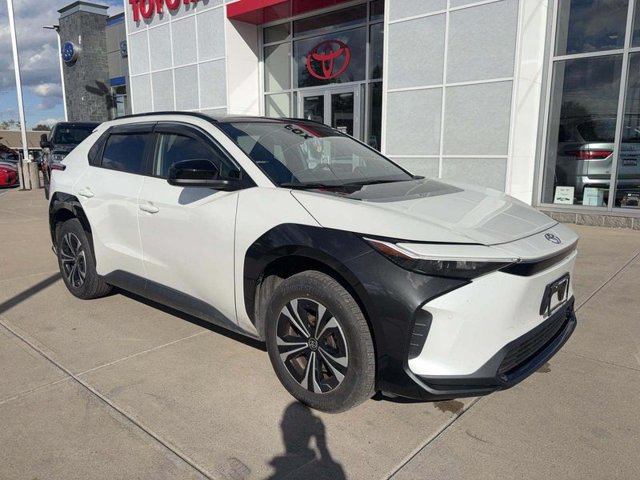 Used 2023 Toyota bZ4X AWD w/ Weather Package image 11