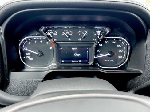 Used 2021 GMC Sierra 1500 AT4 image 11