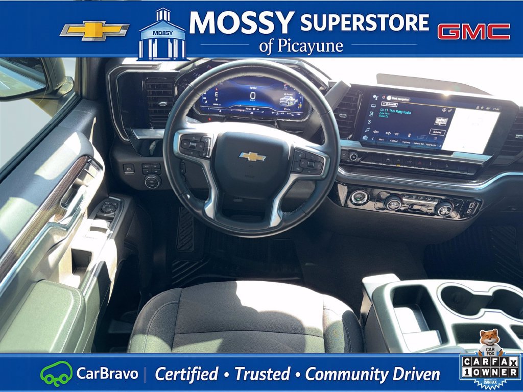 Certified 2024 Chevrolet Silverado 1500 LT w/ Z71 Off-Road Package AWD/4WD image 16
