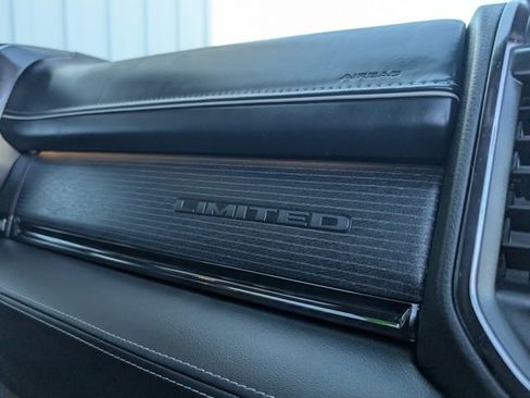 Used 2022 RAM 3500 Limited image 40