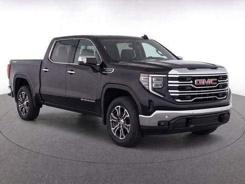 Used 2025 GMC Sierra 1500 SLT AWD/4WD image 1