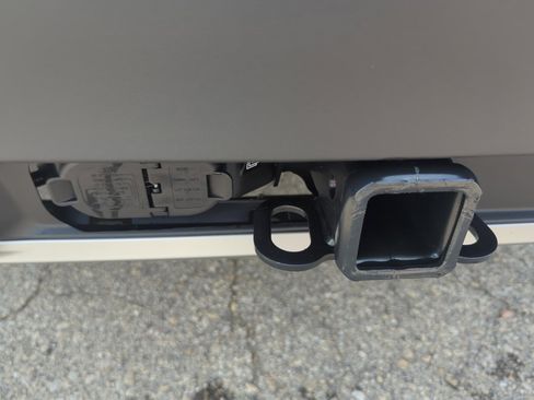 New 2025 Ford Explorer Active w/ Active Comfort Package image 7