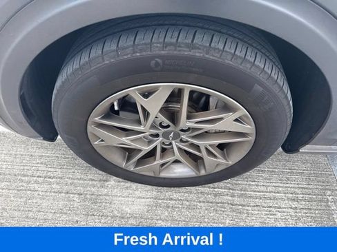 Used 2023 Genesis GV70 2.5T w/ Advanced Package AWD/4WD image 22