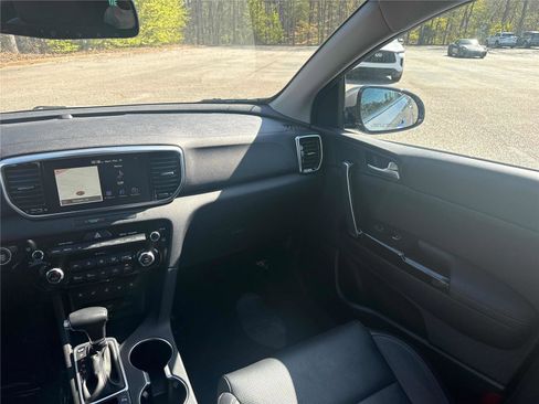 Used 2021 Kia Sportage EX w/ EX Technology Package image 15