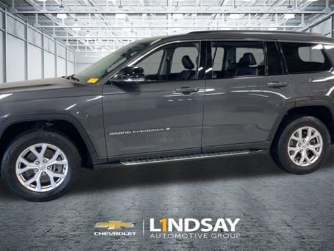 Used 2022 Jeep Grand Cherokee L Limited w/ Luxury Tech Group II image 6