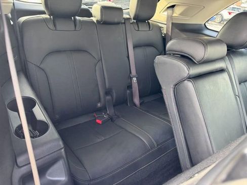 Used 2024 MAZDA CX-90 3.3 Turbo w/ Preferred Plus image 11