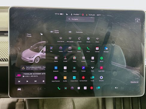 Used 2021 Tesla Model 3 Standard Range Plus image 19