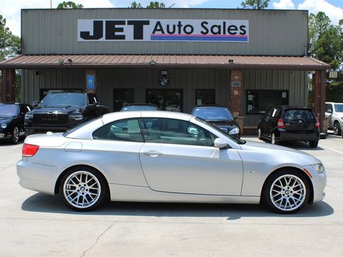 Used 2009 BMW 328i Convertible image 15