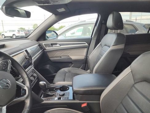 Used 2023 Volkswagen Atlas Cross Sport SEL Premium R-Line AWD/4WD image 37