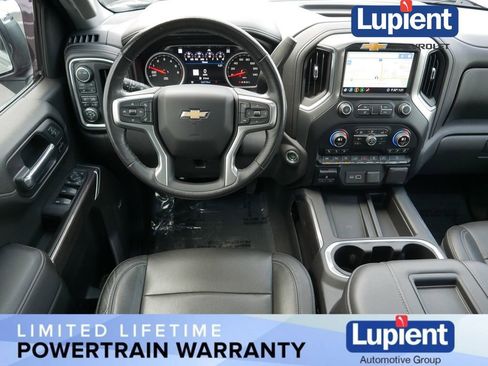 Used 2020 Chevrolet Silverado 1500 LTZ w/ LTZ Premium Package image 18
