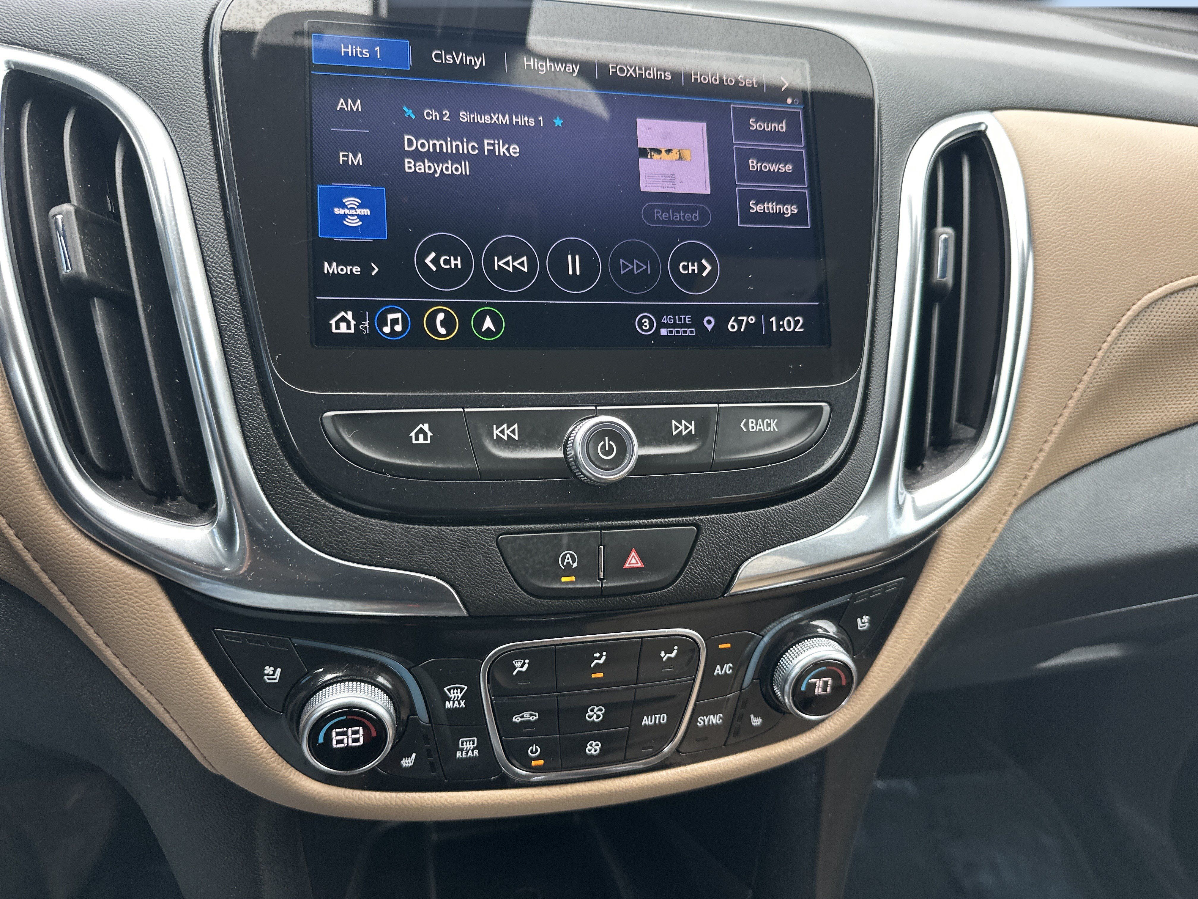Certified 2024 Chevrolet Equinox Premier AWD/4WD image 14