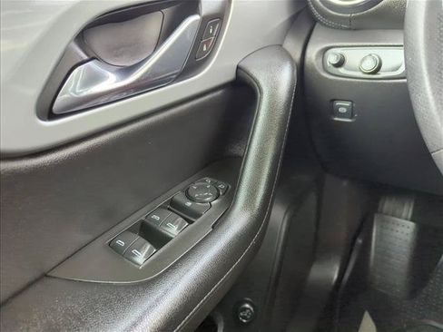Used 2021 Chevrolet Blazer LT FWD image 23