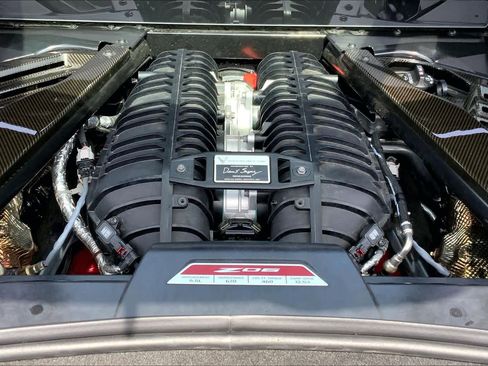 Used 2025 Chevrolet Corvette Z06 image 28