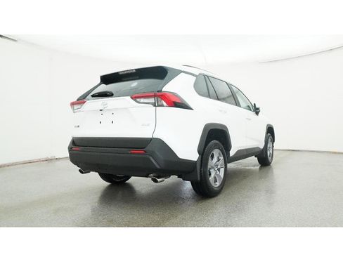 New 2025 Toyota RAV4 XLE image 24