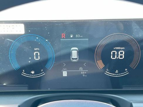 Certified 2025 Hyundai Tucson SE FWD image 31