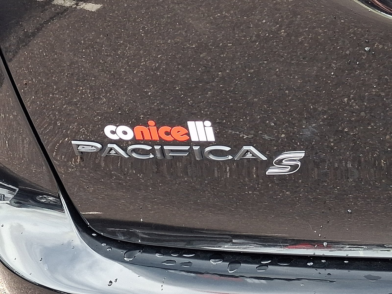 Used 2025 Chrysler Pacifica Limited FWD image 31