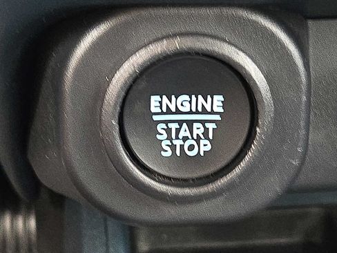Used 2025 Ford Maverick Tremor AWD/4WD image 20