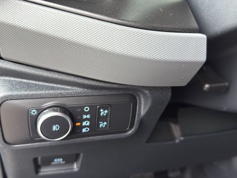 Used 2022 Ford Bronco Black Diamond AWD/4WD image 17