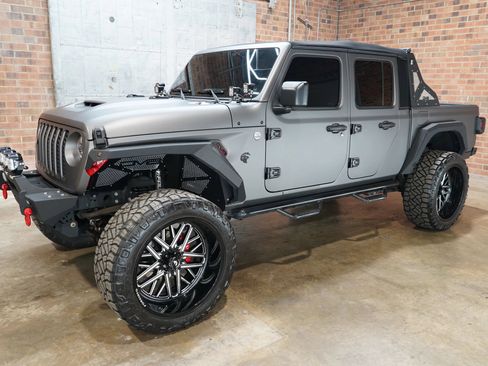Used 2020 Jeep Gladiator Sport w/ Quick Order Package 24S AWD/4WD image 8