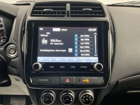 Used 2025 Mitsubishi Outlander Sport SE image 17