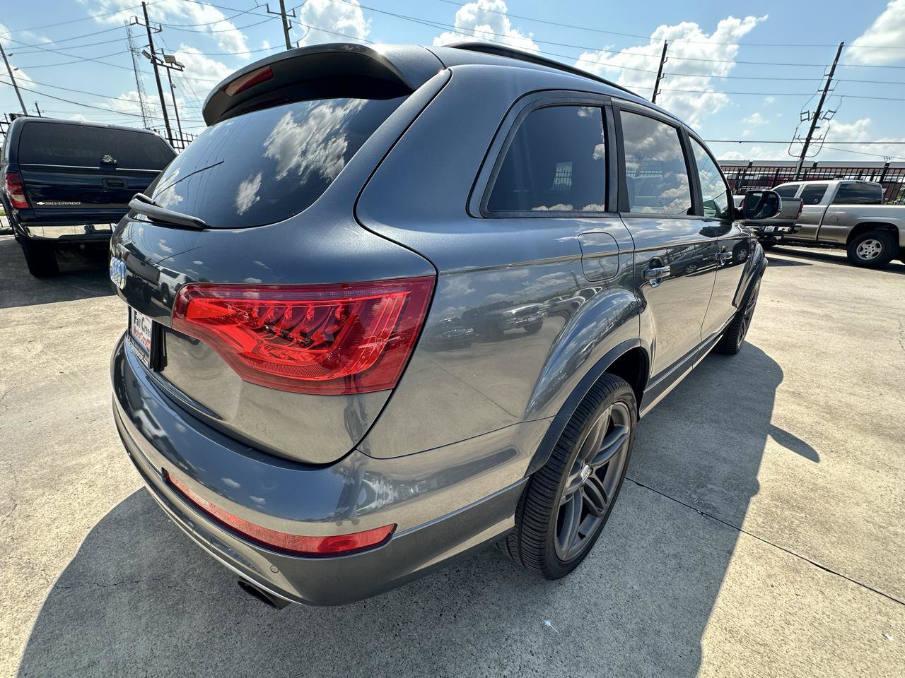 Used 2013 Audi Q7 3.0T S line Prestige w/ Technology Pkg AWD/4WD image 5
