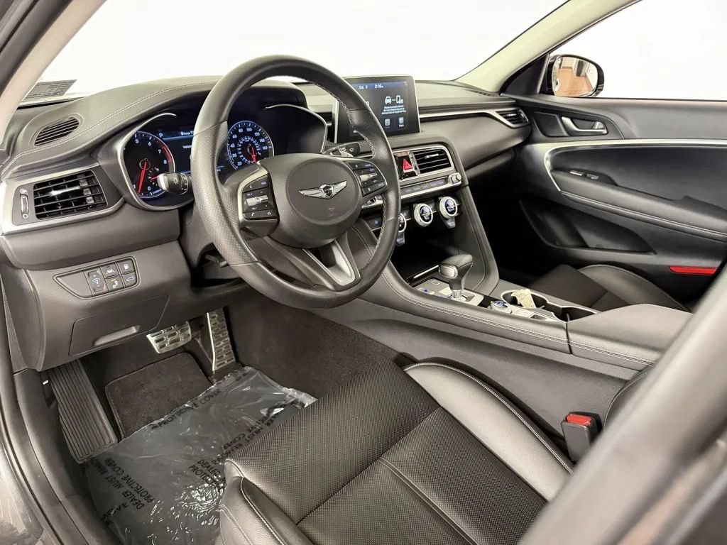 Used 2021 Genesis G70 2.0T AWD/4WD image 11