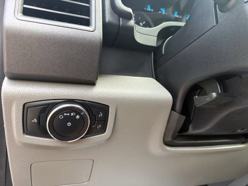 Used 2018 Ford F250 XL w/ Power Equipment Group AWD/4WD image 17