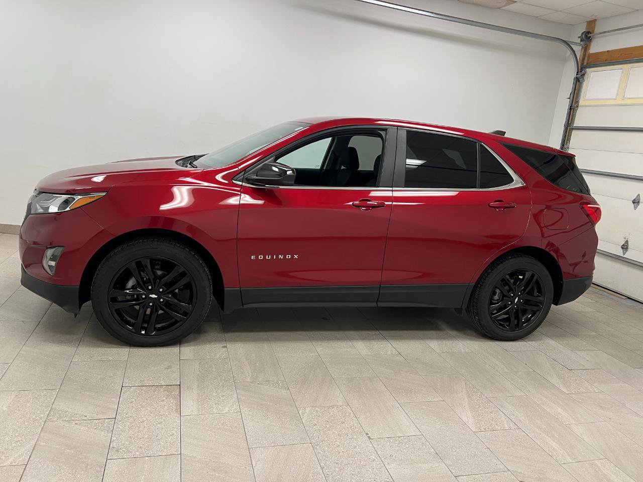 Used 2021 Chevrolet Equinox LT FWD image 5