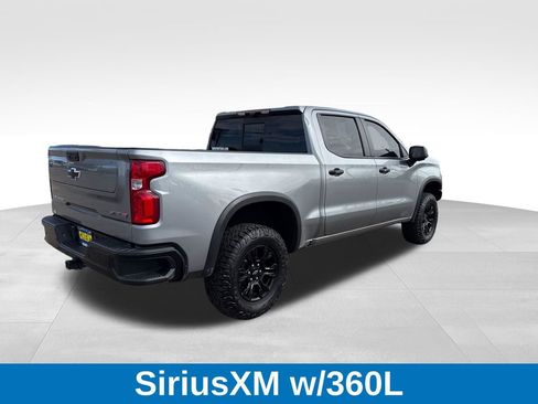 Used 2023 Chevrolet Silverado 1500 ZR2 w/ Technology Package image 7
