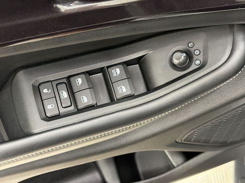 Used 2023 Jeep Grand Cherokee Altitude AWD/4WD image 27