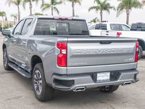 New 2026 Chevrolet Silverado 1500 High Country w/ Technology Package AWD/4WD image 7