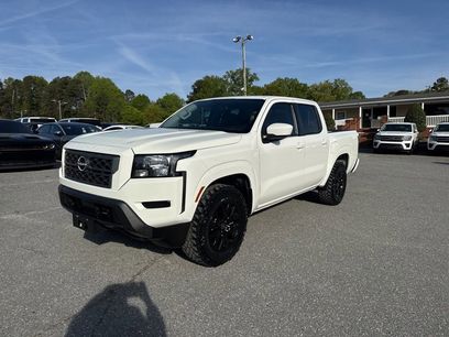 Used 2022 Nissan Frontier SV